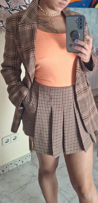 Conjunto cuadros blazer y falda