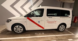 Se vende Volkswagen Caddy 7 plazas 2024