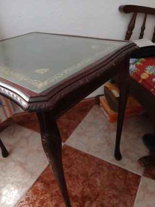 Mesita auxiliar madera y cristal