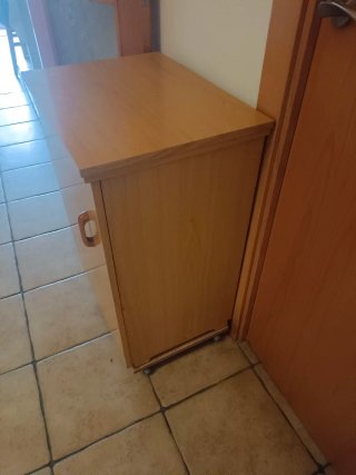 Máquina de coser Wertheim con mueble.