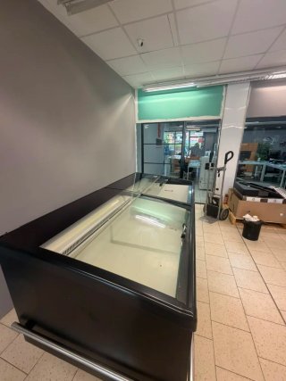 Congelador expositor de tienda