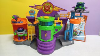 Superzings Laboratorio Profesor K