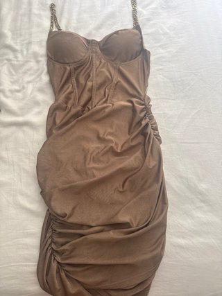 Vestido corto marrón fiesta