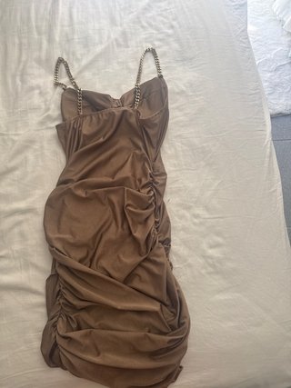 Vestido corto marrón fiesta