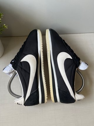 Zapatillas Nike Cortez Negras y Blancas Talla 38