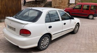Hyundai Accent 2000