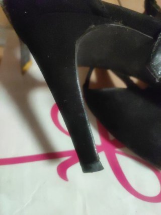 Zapatos de tacón Stradivarius negros