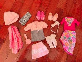 Muñeca Nancy con Ropa y Accesorios