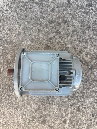 Motor Eléctrico Industrial Trifásico