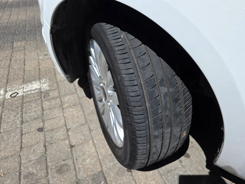 Ford S-Max 2010, foto 4