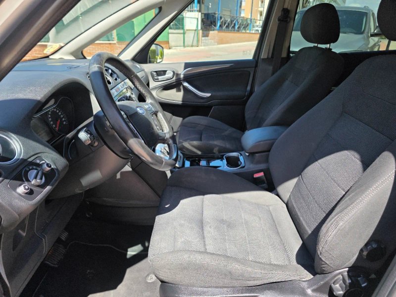 Ford S-Max 2010, foto 14