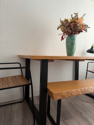 Mesa de comedor madera y hierro