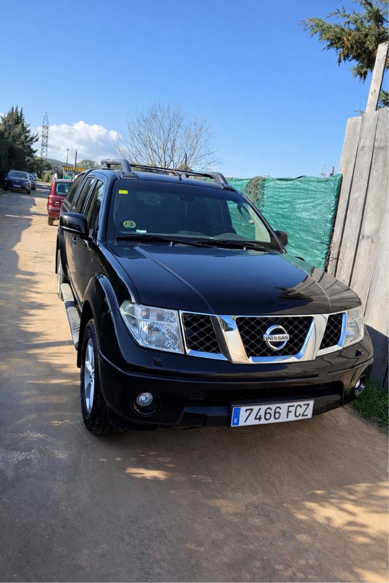 Nissan Navara 2009 - foto 1