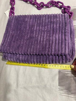 Bolso pana lila con cadena