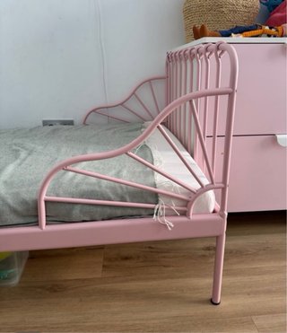 Cama infantil extensible IKEA MINNEN