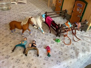 Gran Establo Caballos Schleich con Picadero