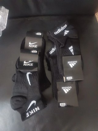 12 Calcetines Nike y Adidas Negros Talla 35/40