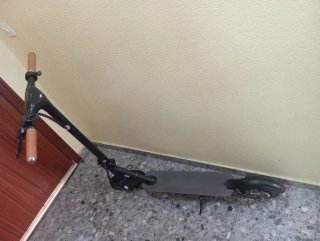 Patinete Eléctrico Baggio