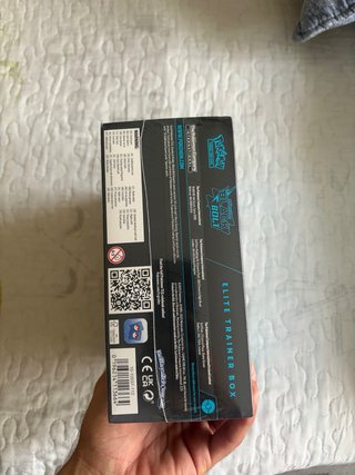 Pokémon TCG Black Bolt ETB – Ingles