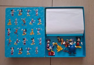 Cuento, tapete y figuras Mickey Mouse