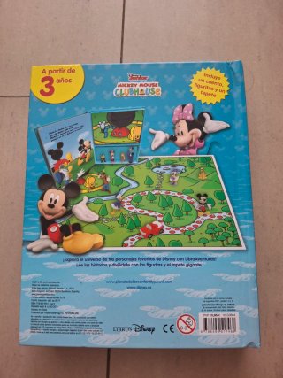 Cuento, tapete y figuras Mickey Mouse