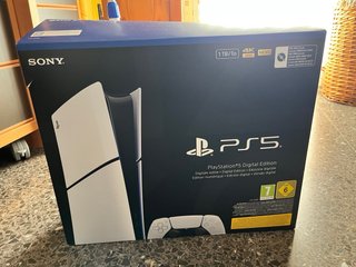 Playstation 5 Slim (PS5) - 3 meses de uso