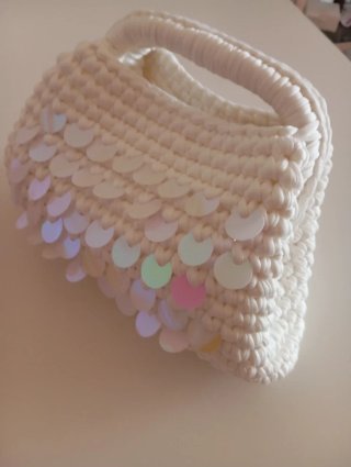 Pochette uncinetto con paillettes