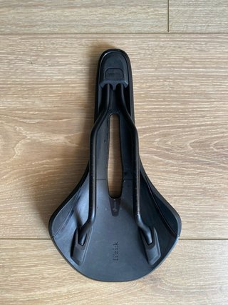 Fizik Vento Antares R7