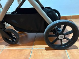 Carro bebé Cosatto Giggle 4