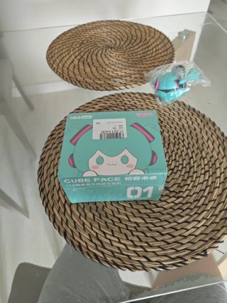 Auriculares Inalámbricos Hatsune Miku CUBE FACE
