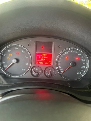 Volkswagen Golf 2004