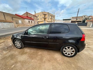 Volkswagen Golf 2004