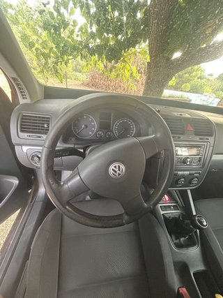 Volkswagen Golf 2004