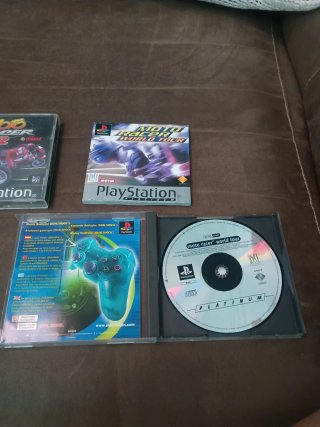 Lote Moto Racer 2 y Moto Racer World Tour PS1