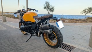 BMW R1200 Ninet Urban G/S 2021 Amarilla