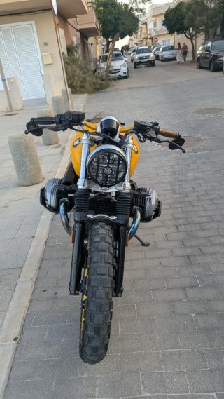 BMW R1200 Ninet Urban G/S 2021 Amarilla