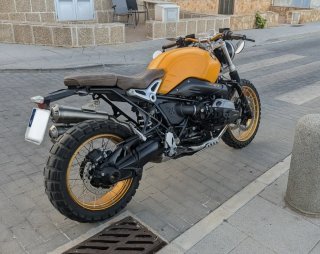 BMW R1200 Ninet Urban G/S 2021 Amarilla