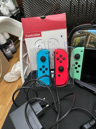 Nintendo Switch Azul/Rojo + Accesorios