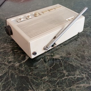 Radio despertador Sanyo RM 5500