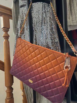 Bolso Moschino degradado naranja y morado