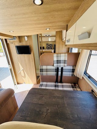Autocaravana PLA 395 Happy
