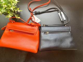 Dos bolsos Torrente negro y naranja
