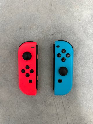 Pareja Joy-Cons Nintendo Switch Rojo y Azul