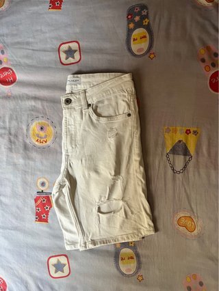 2 Vaqueros Cortos Bershka