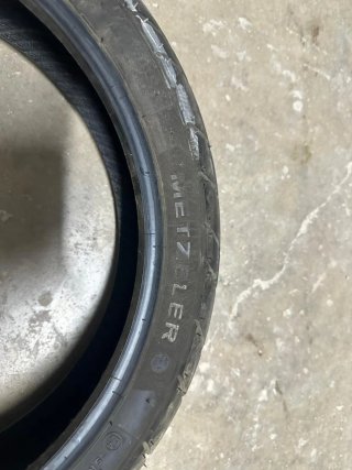 Cauchos de moto usados