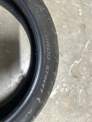 Cauchos de moto usados