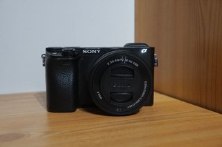 Cámara Sony A6400 + Lente 16-50mm