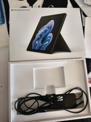 Microsoft Surface Pro 9 - Nero