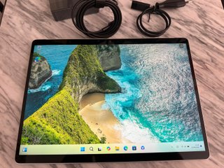 Microsoft Surface Pro 8 i5 256GB 8GB Argento