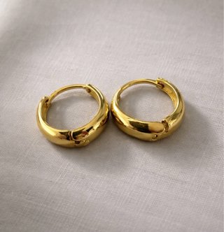 Lote de pendientes dorados